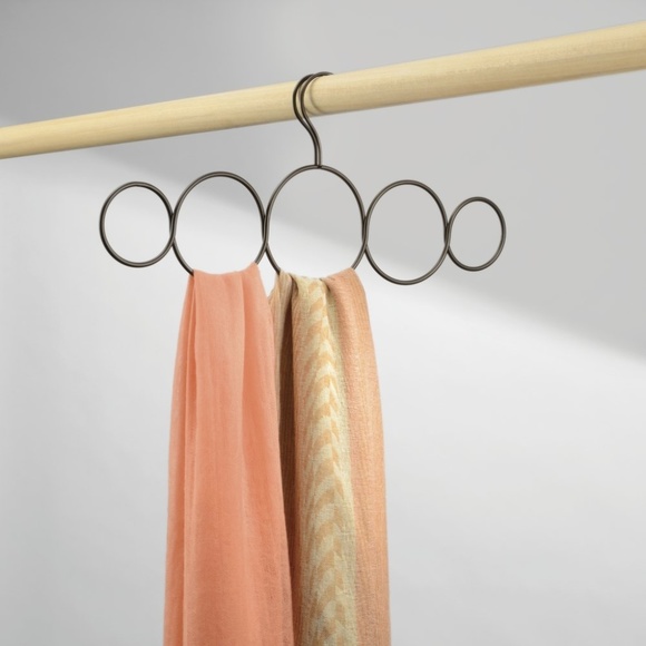 NWOT Metal Hanger for Scarf, Belt, & More - Picture 2 of 3